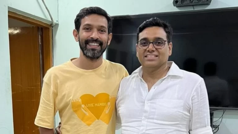 Vikrant Massey Poses with ‘Real Hero’ IPS officer Manoj Kumar Sharma following his Filmfare award