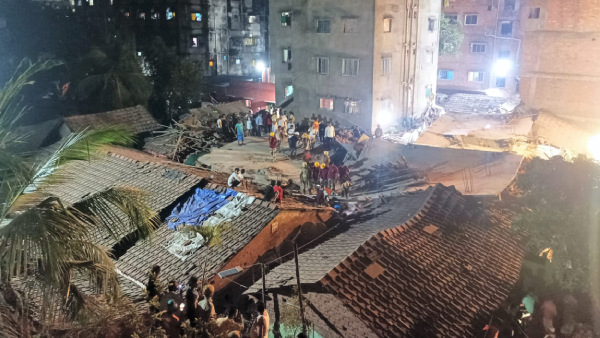 Image showing the Kolkata building collapse that happened late night, last Sunday.