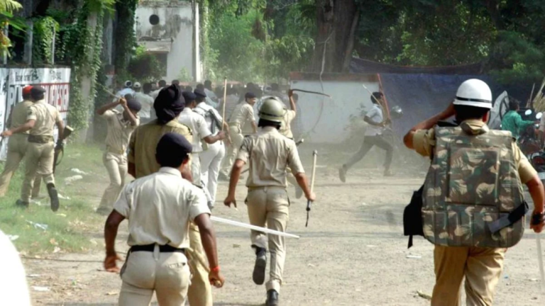 Image showing Police and Farmer Clash In Bihar Buxar district.