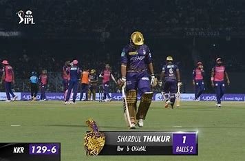 "LSG vs SRH Dream11 Prediction – IPL 2025 match preview featuring Lucknow Super Giants and Sunrisers Hyderabad players with team logos and match details."