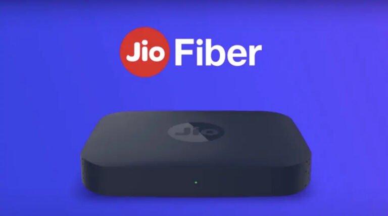 Jio’s ₹599 Plan Is a Game-Changer: 30 Mbps Speed + Hotstar, ZEE5 & More FREE!