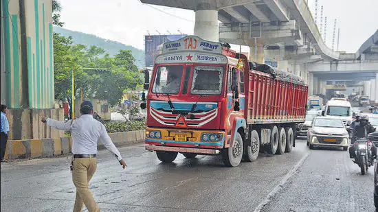 Traffic Relief: Heavy Vehicles Banned on NH 48 and Ghodbunder Road During Peak Hours