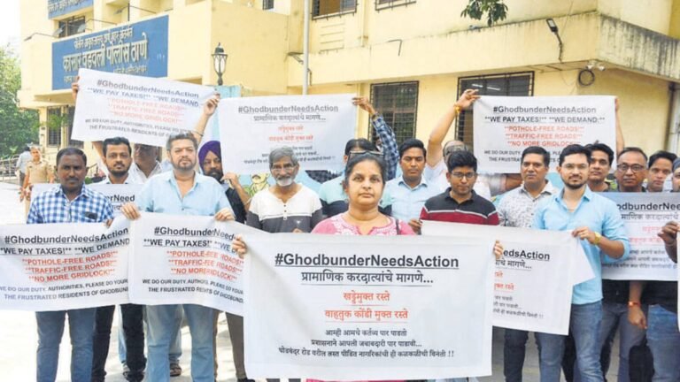 Residents protest on Ghodbunder Road, Thane, demanding probe into 18 accident deaths and safer roads